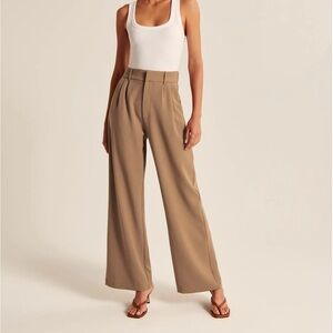 Elegant Beige Wide-Leg Pants
